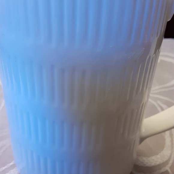 bread + butter White Porcelain Pitcher/Creamer Strenthened Porcelian OSLO - Picture 2 of 4